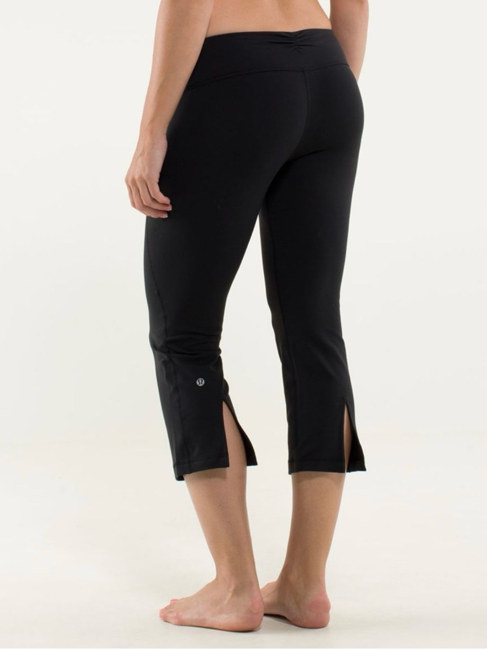 Lululemon Gather & Crow Crop Black Size 12